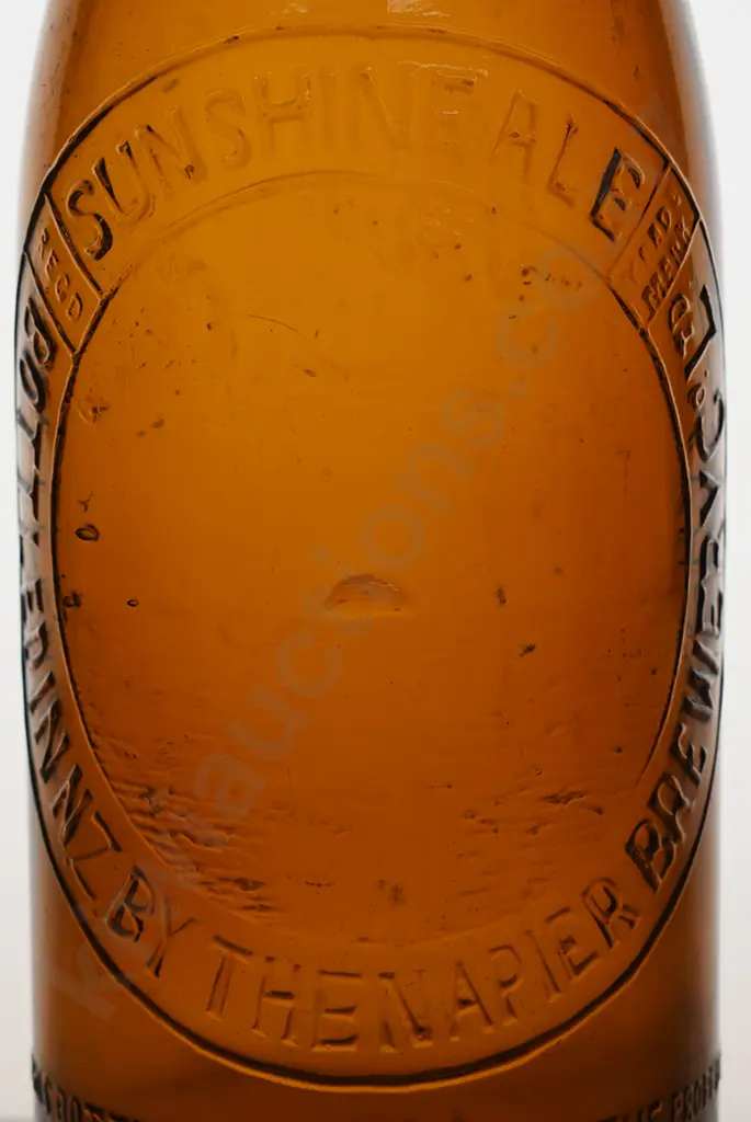 SUNSHINE ALE NAPIER BREWERY CROWN TOP BEER Image 1++