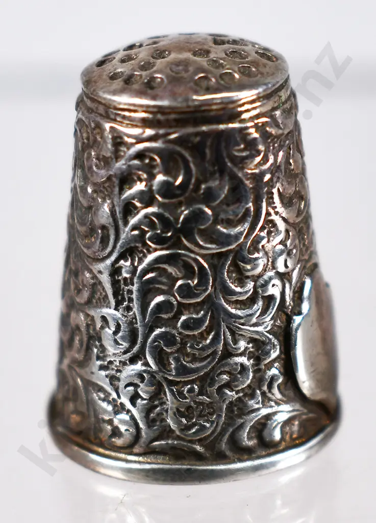 STERLING SILVER THIMBLES Image 1++