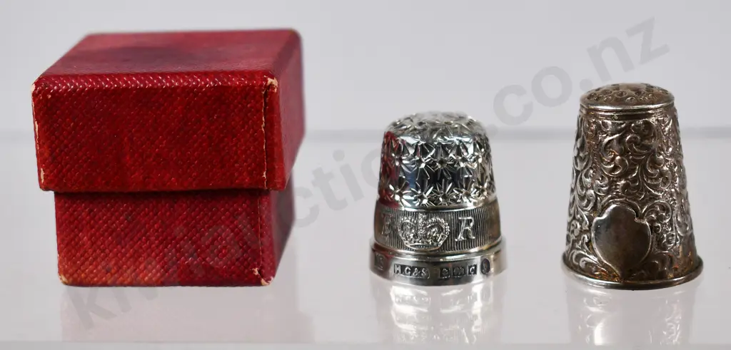 STERLING SILVER THIMBLES Image 1++