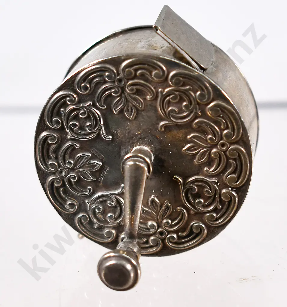 STERLING SILVER TAPE MEASURE PENDANT Image 1++