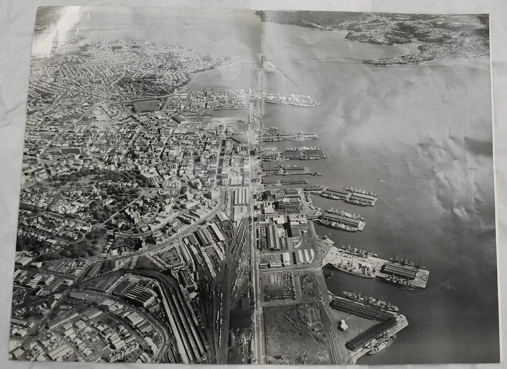 WHITE'S AVIATION AUCKLAND TODAY PUBLICATIONS Image 1++