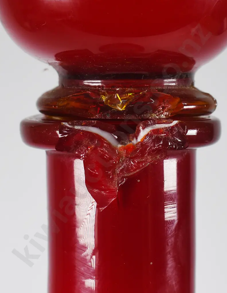 RED GLASS GENIE BOTTLE & STOPPER Image 1++