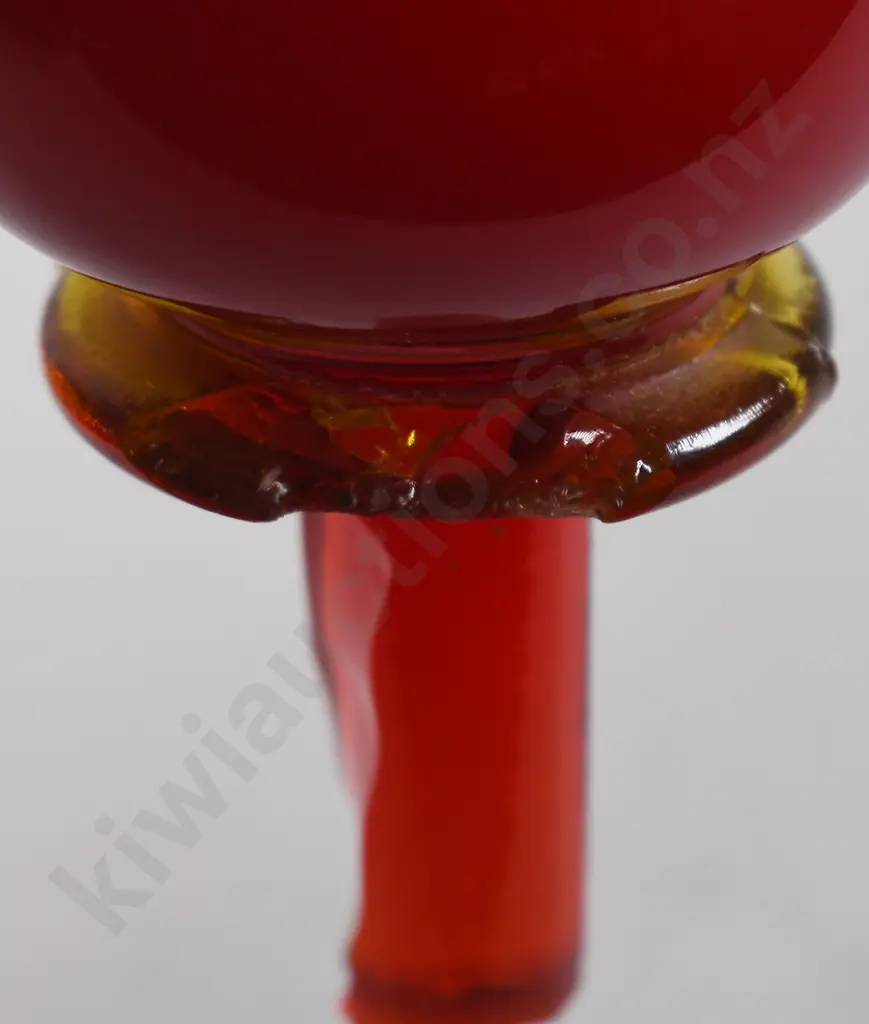 RED GLASS GENIE BOTTLE & STOPPER Image 1++