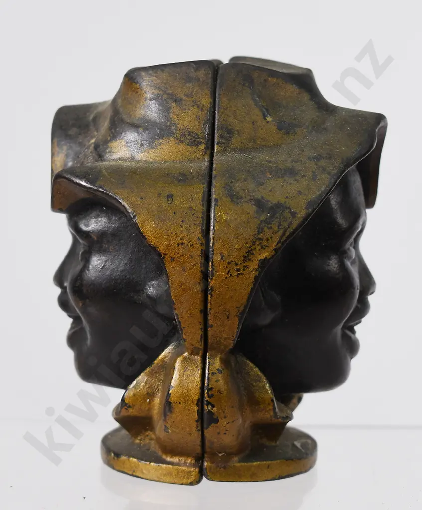 JONNY GRIFFIN CAST IRON 2 FACE STILL MONEY BANK Image 1++