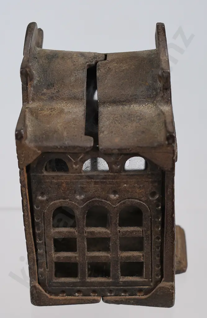 CAST IRON CITY BANK MONEY BANK Image 1++