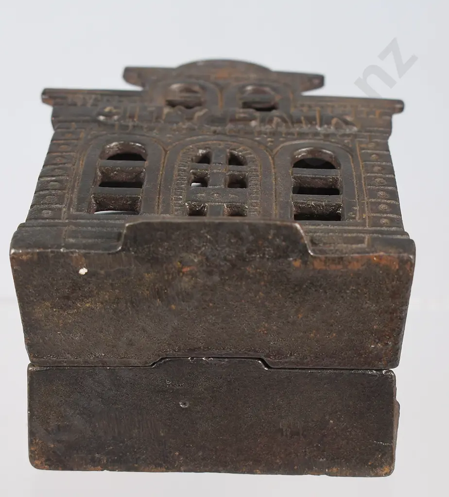 CAST IRON CITY BANK MONEY BANK Image 1++