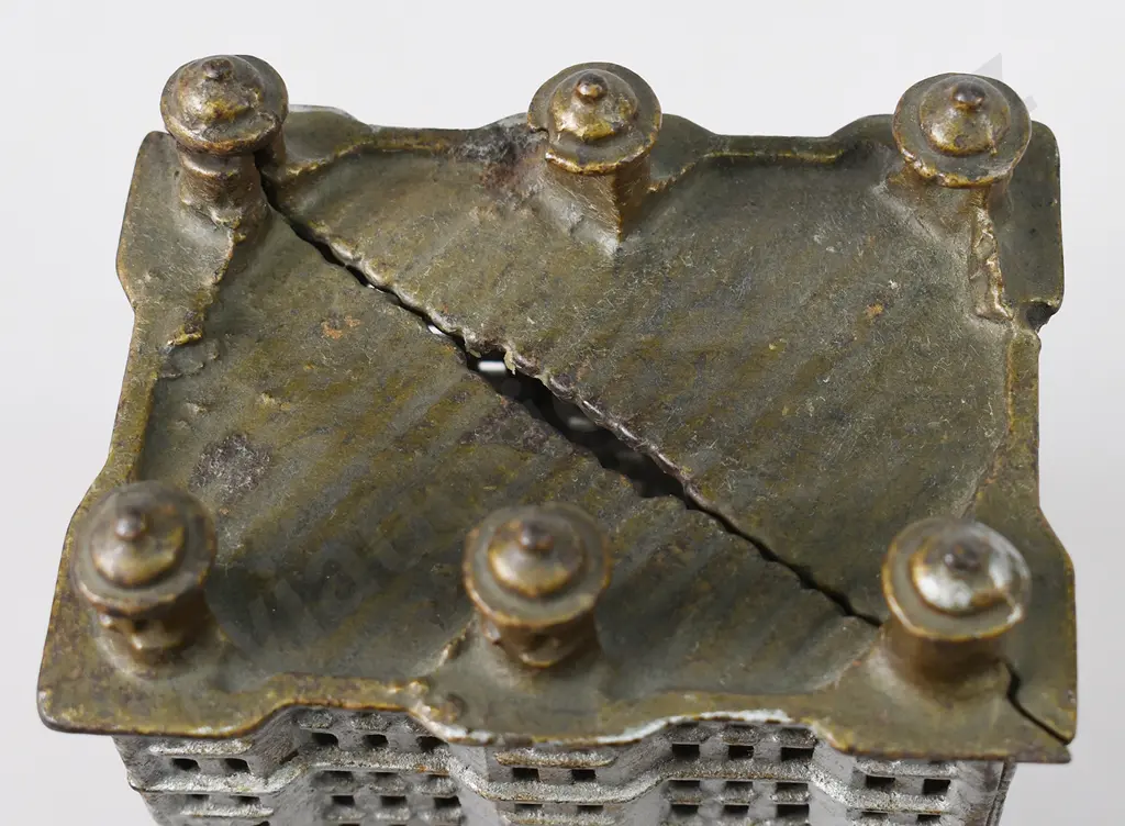CAST IRON SKYSCRAPER MONEY BANK Image 1++