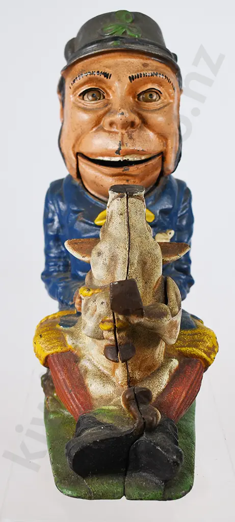 PADDY & THE PIG CAST IRON REPRODUCTION MONEY BANK Image 1++