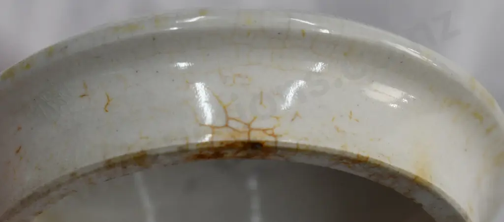 THE ALEXANDRA MELBOURNE CHERRY TOOTH PASTE LID Image 1++