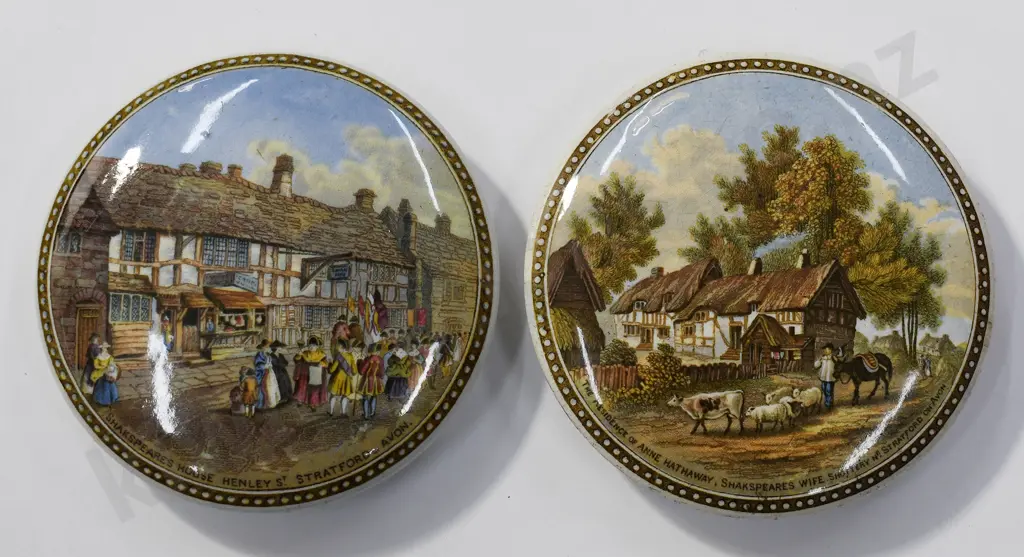 PRATTWARE POT LIDS, SHAKESPEARE'S HOUSE, SHOTTERY Image 1++