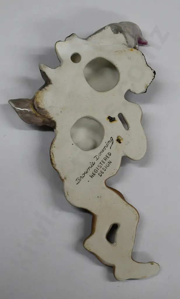 BROWNIE DOWNING PORCELAIN WALL PLAQUE Image 1++