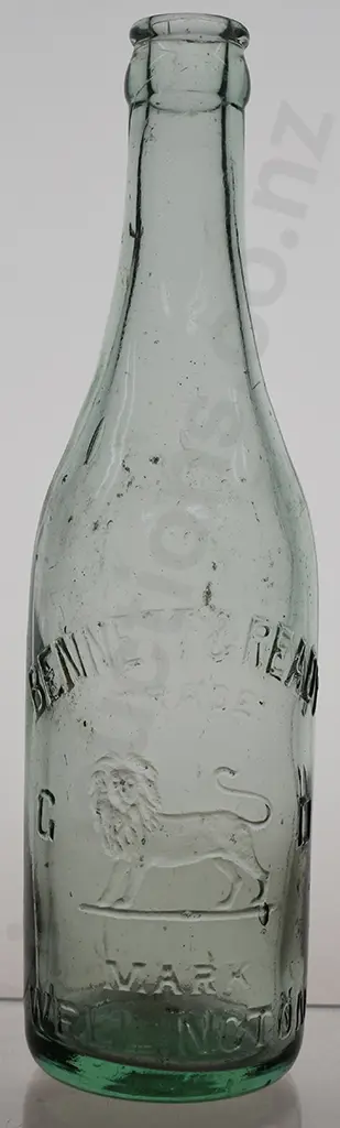 BENNETT & READY WELLINGTON CROWN TOP Image 1++