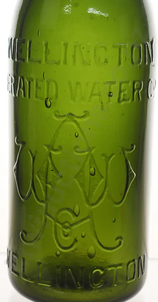 WELLINGTON AERATED WATER CROWN TOP Image 1++