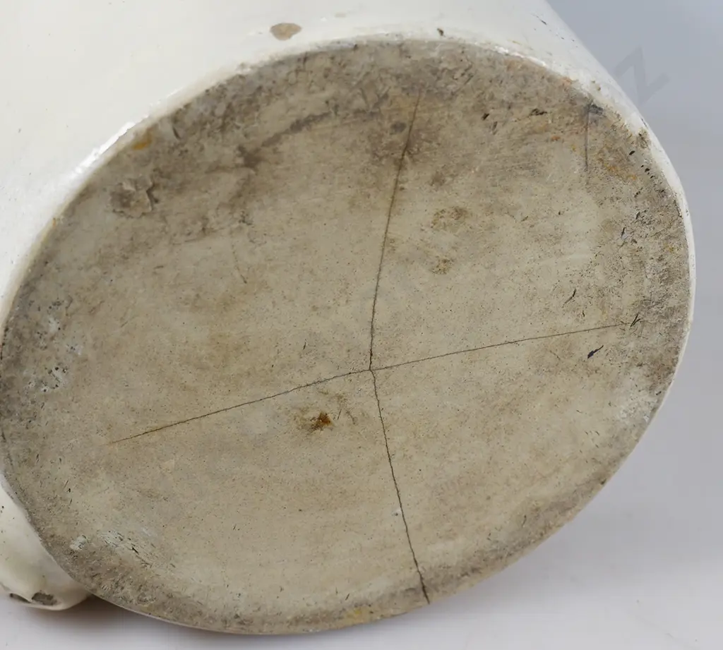 LONG & BARDEN NEW ZEALAND JAR 1931 Image 1++