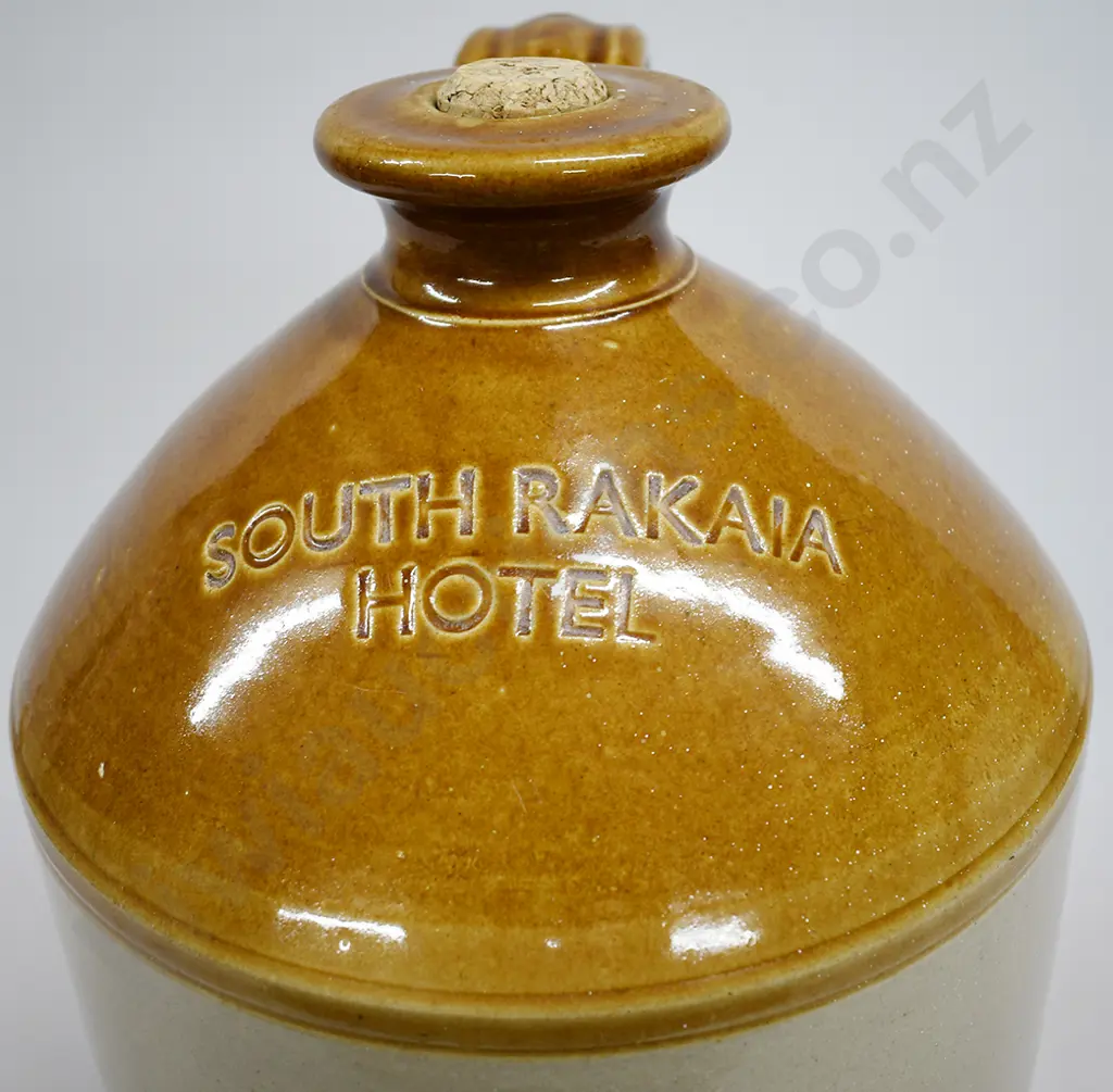 SOUTH RAKAIA HOTEL STONE JAR Image 1++