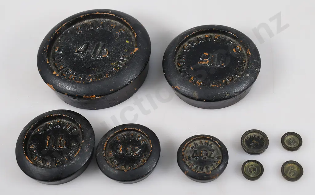 CAST IRON BALANCE SCALES & WEIGHTS Image 1++