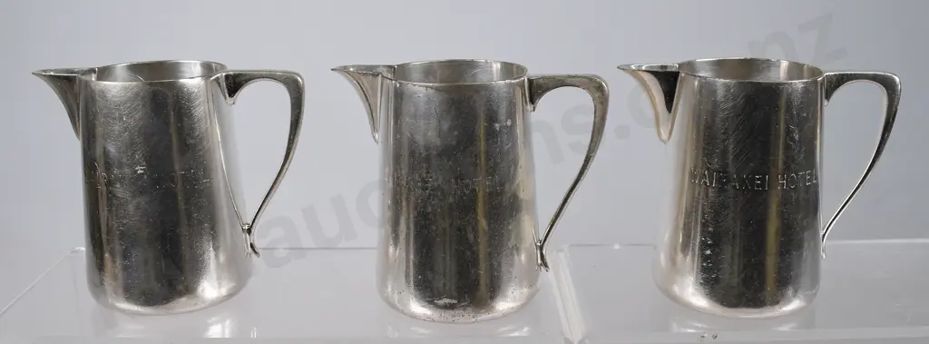 SILVER PLATED HOTEL WARE Image 1++