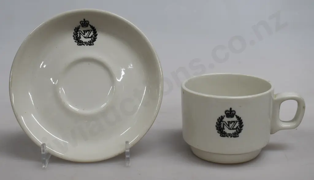CROWN LYNN NEW ZEALAND DEFENCE CUP & SAUCER Image 1++
