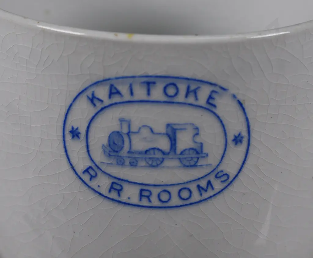 KAITOKE RAILWAY REFRESHMENT ROOMS CUPS Image 1++