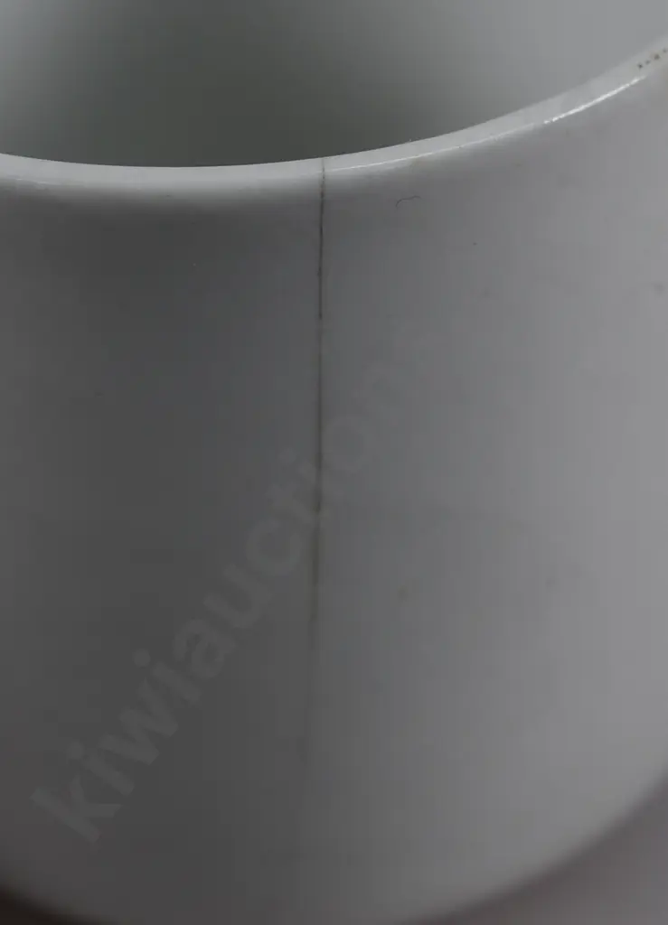 NZR RAILWAY REFRESHMENT ROOMS CUPS & DRINKING GLASS Image 1++