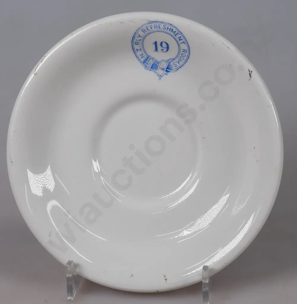 NZ RAILWAY REFRESHMENT ROOMS MASTERTON NUMBER 19 SAUCER Image 1++
