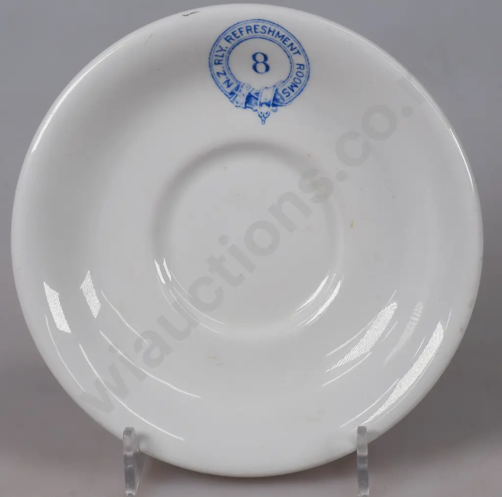 NZ RAILWAY REFRESHMENT ROOMS MERCER NUMBER 8 SAUCER Image 1++