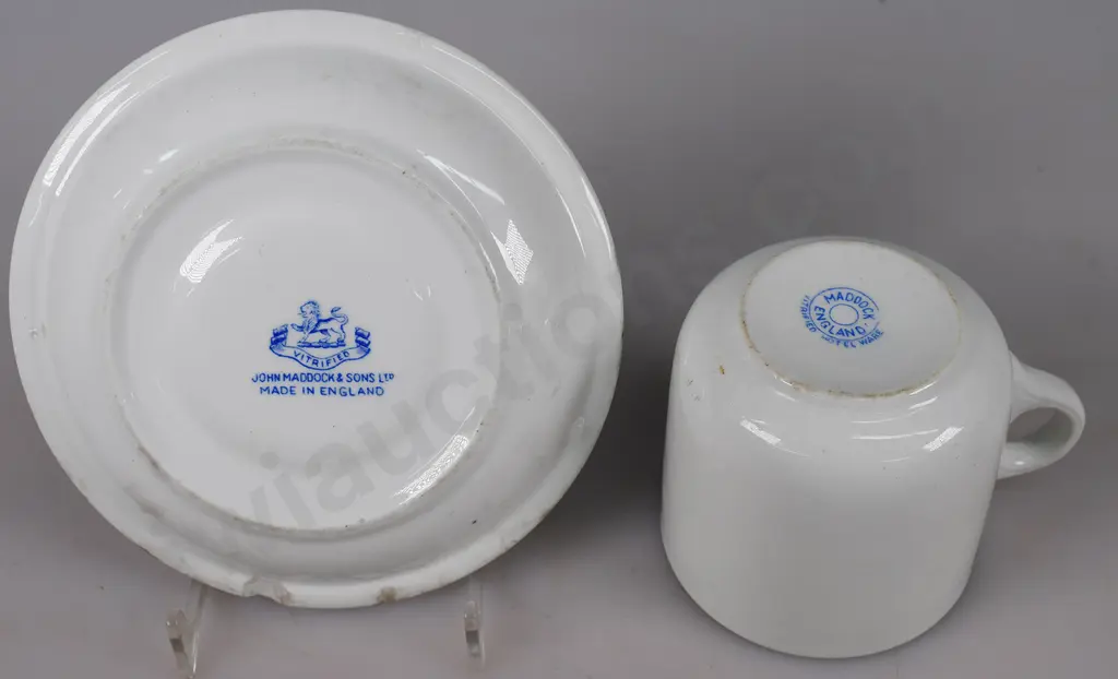 NEW ZEALAND RAILWAY CUP AND SAUCER Image 1++