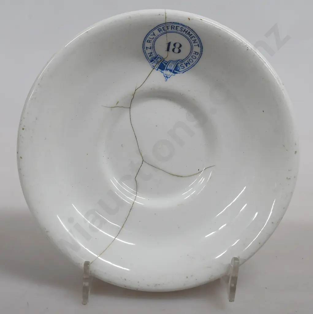 NZ RAILWAY REFRESHMENT ROOMS NUMBER 18 PAEROA Image 1++