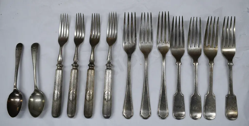 NZR CUTLERY Image 1++