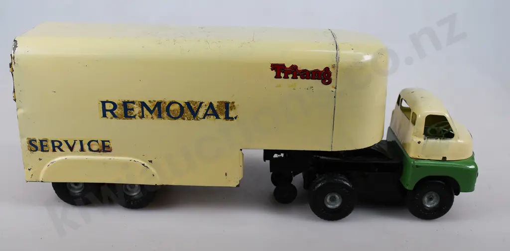 TRI-ANG MINIC SERIES 3 ARTIC PANTECHNICON, PG38/3144 Image 1++