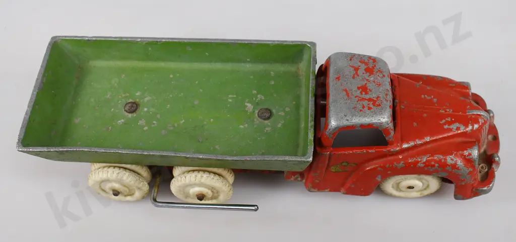 FUN HO LARGE TIP TRUCK 502 Image 1++