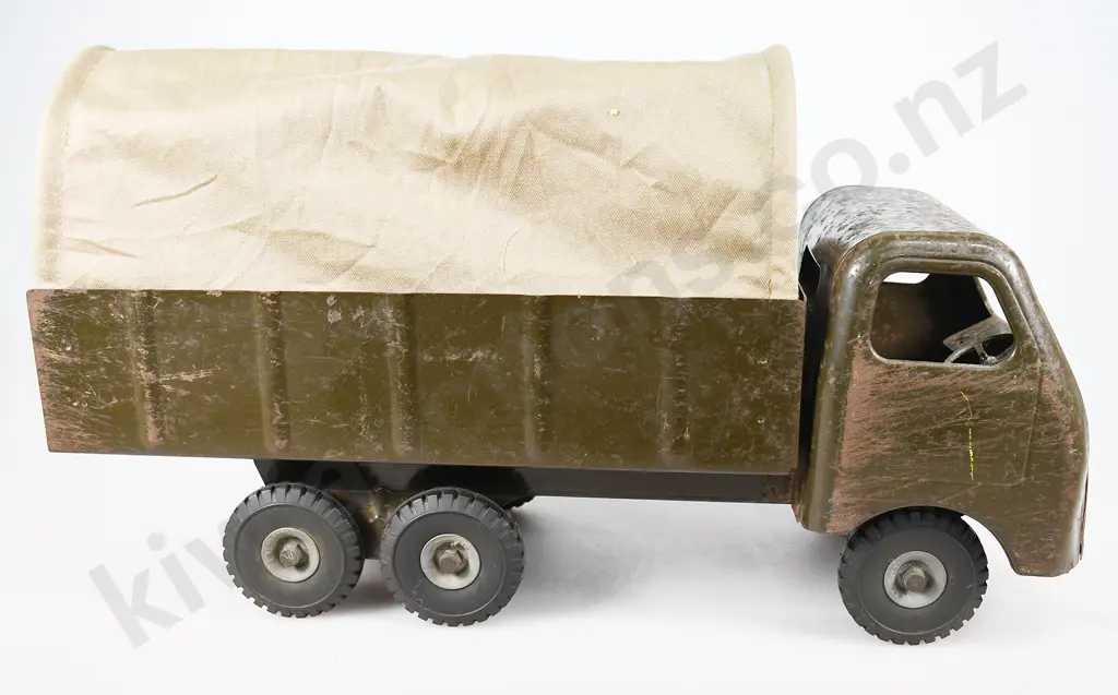 TRI-ANG DIESEL SERIES MILITARY TRUCK Image 1++