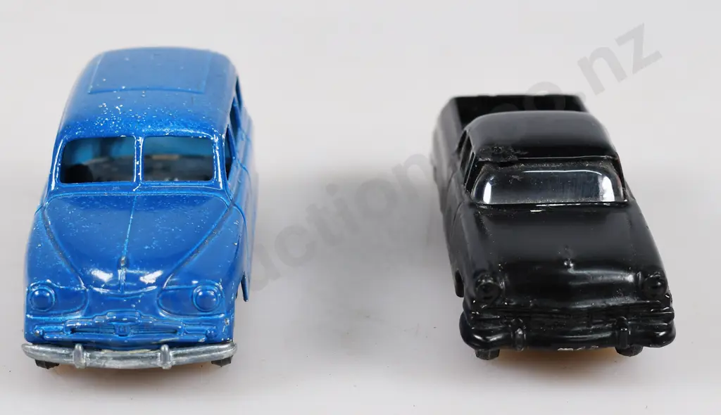 MICRO MODEL MATAI ISSUE  VANGUARD & FORD MAINLINE Image 1++