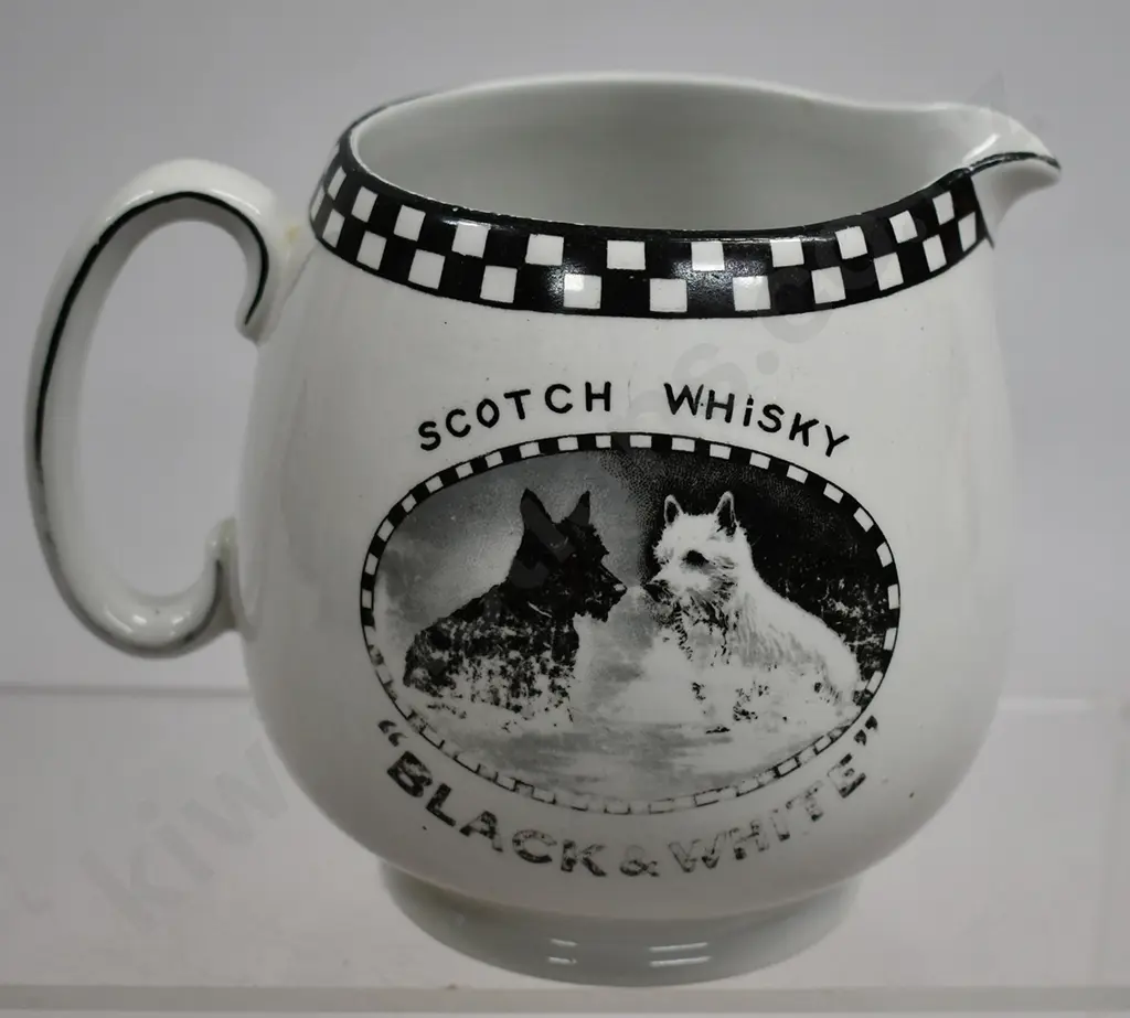 BLACK & WHITE WHISKY WATER JUG Image 1++