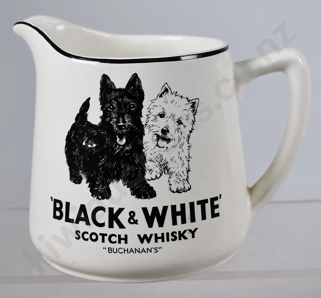 BUCHANANS BLACK & WHITE SCOTCH WHISKY JUG Image 1++