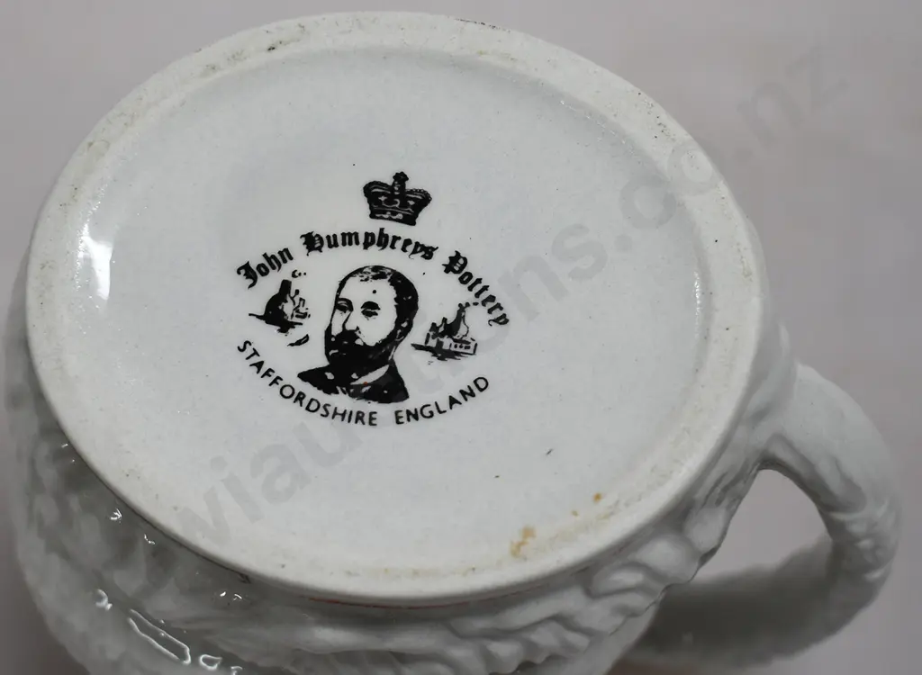 FATHER CHRISTMAS WHISKY WATER JUG Image 1++