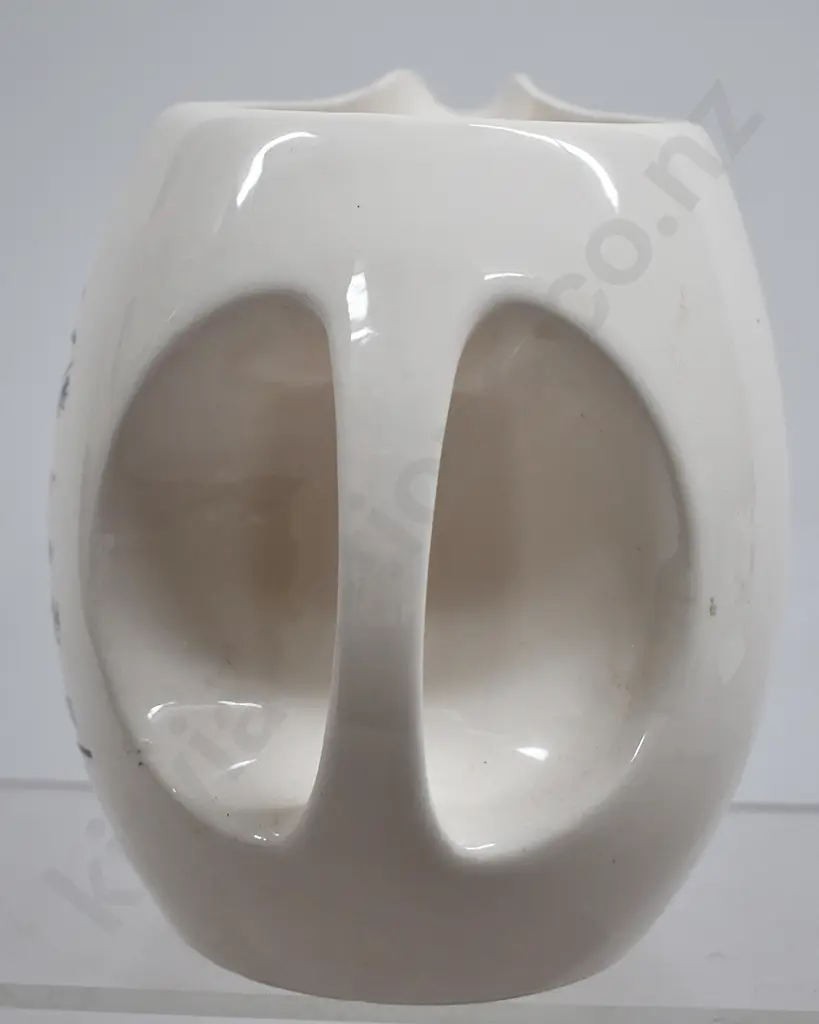 DEWAR'S WHITE LABEL WHISKY WATER JUG Image 1++