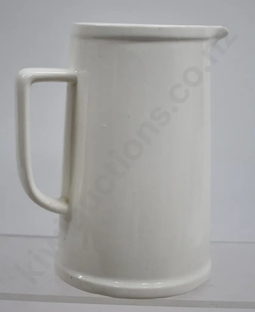 DEWAR'S WHITE LABEL WHISKY WATER JUG Image 1++