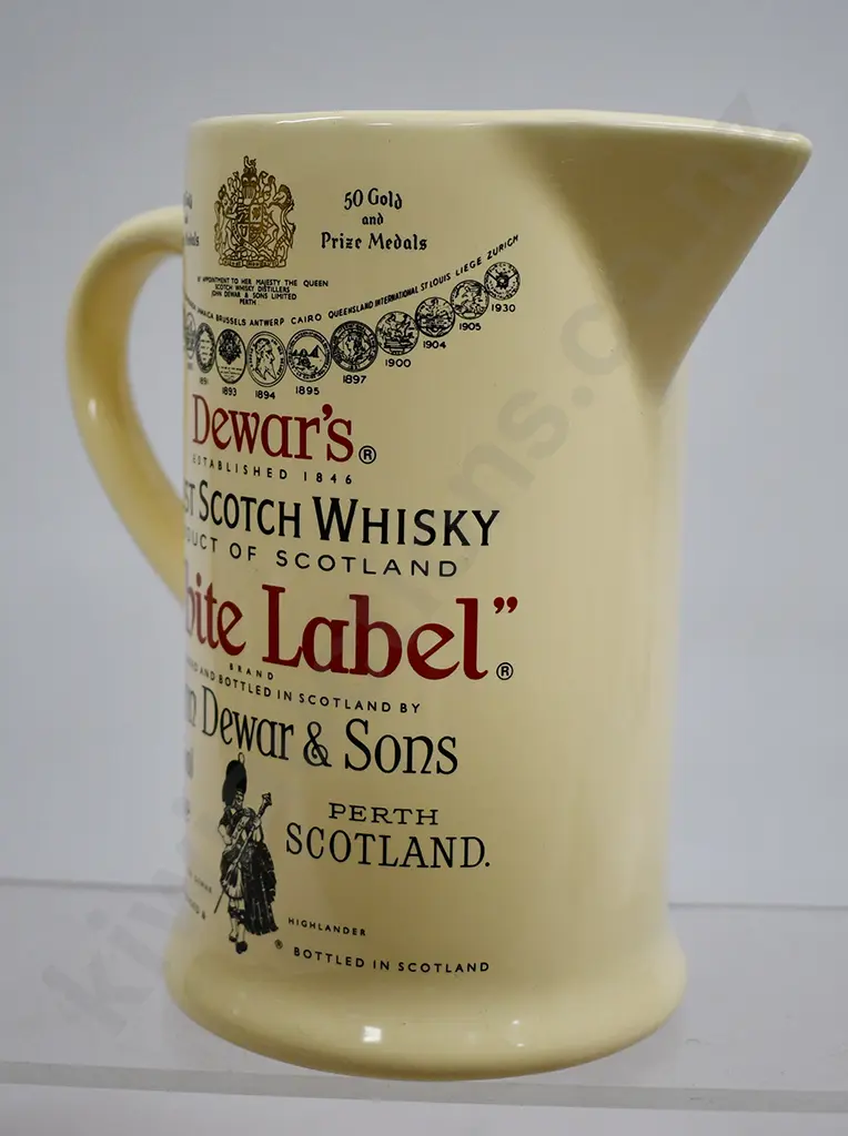 DEWAR'S WHITE LABEL WHISKY WATER JUG Image 1++