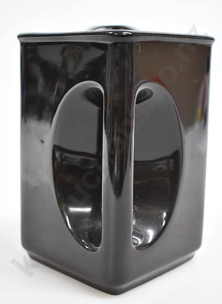 DEWAR'S FINE SCOTCH WHISKY WATER JUG Image 1++
