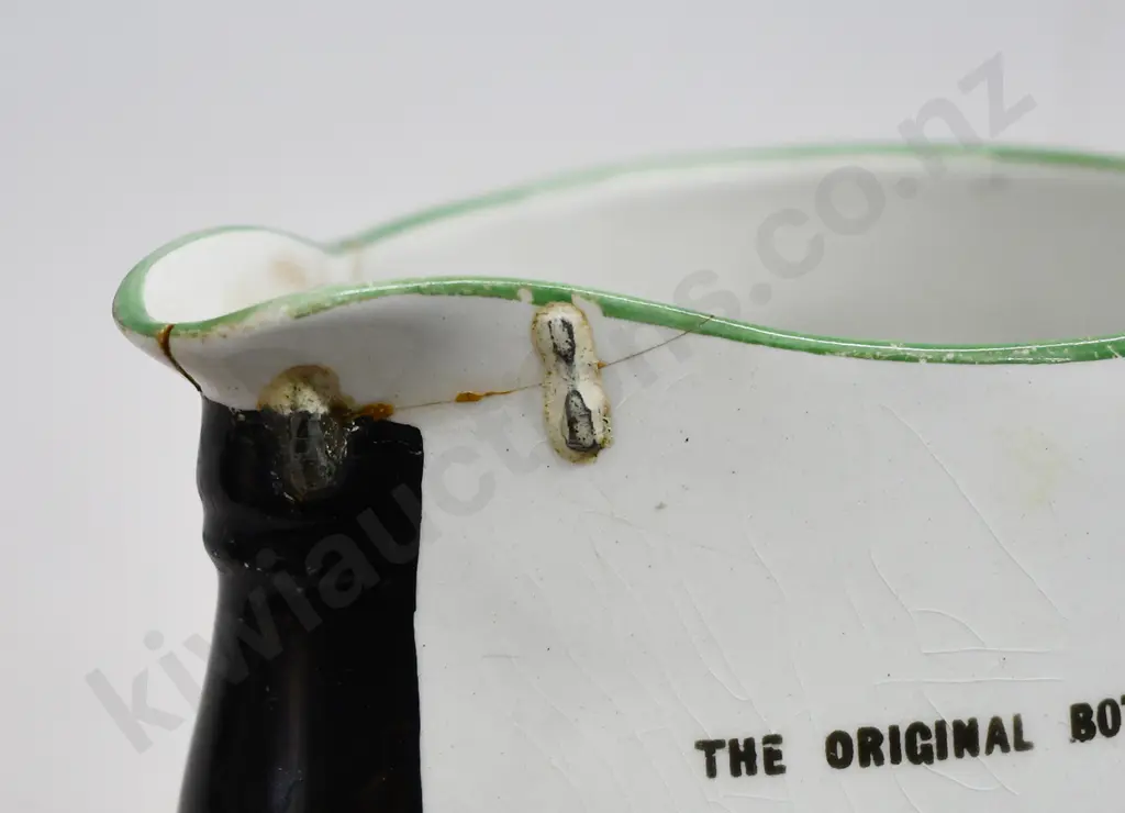 BUGLE BRAND BASS ALE JUG Image 1++