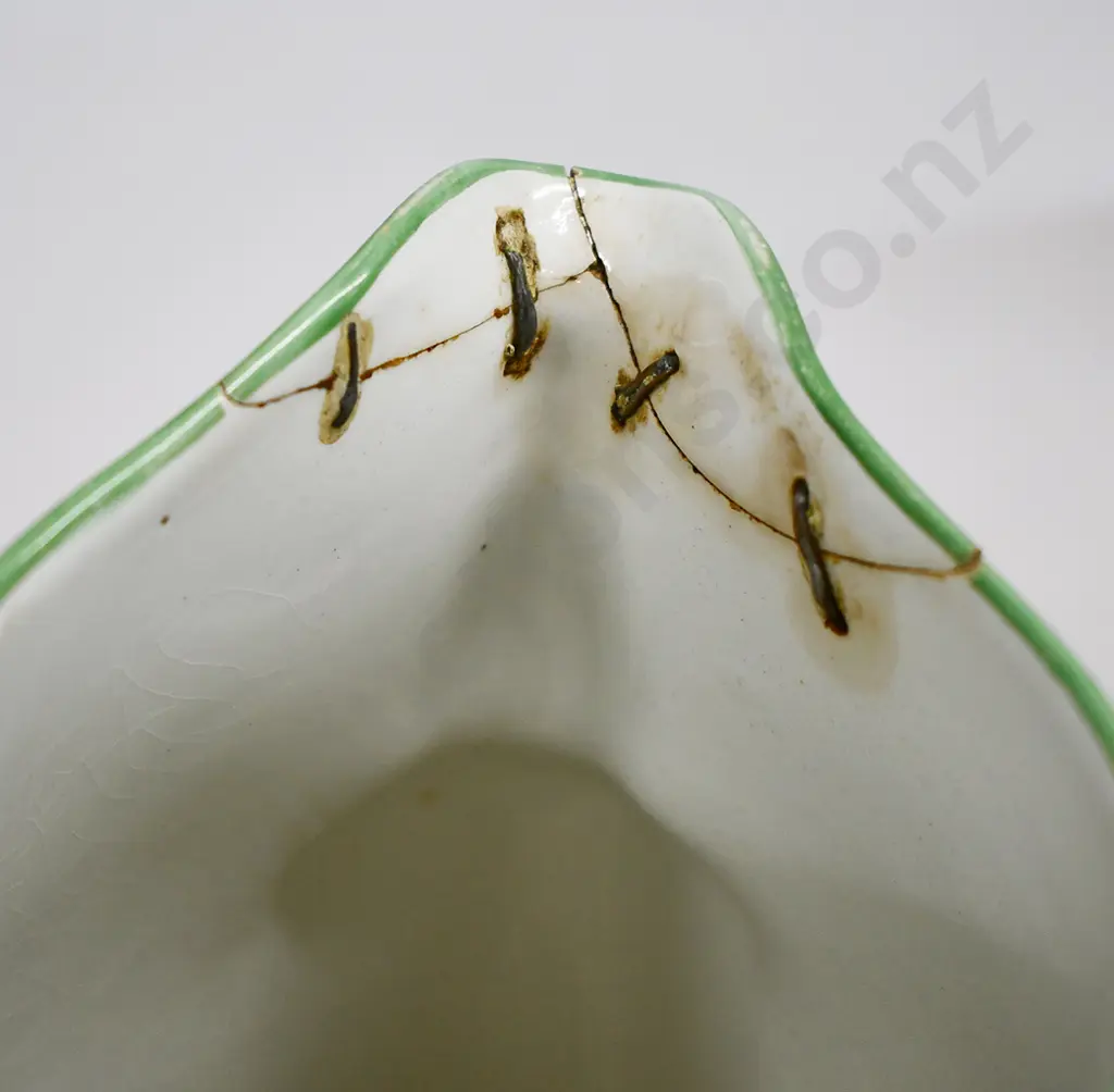 BUGLE BRAND BASS ALE JUG Image 1++