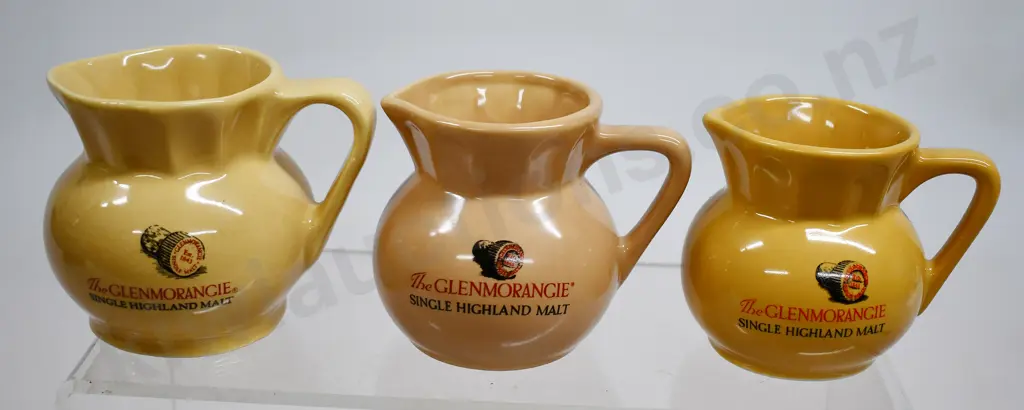 GLENLIVET HIGHLAND MALT ADVERTISING WATER JUGS Image 1++