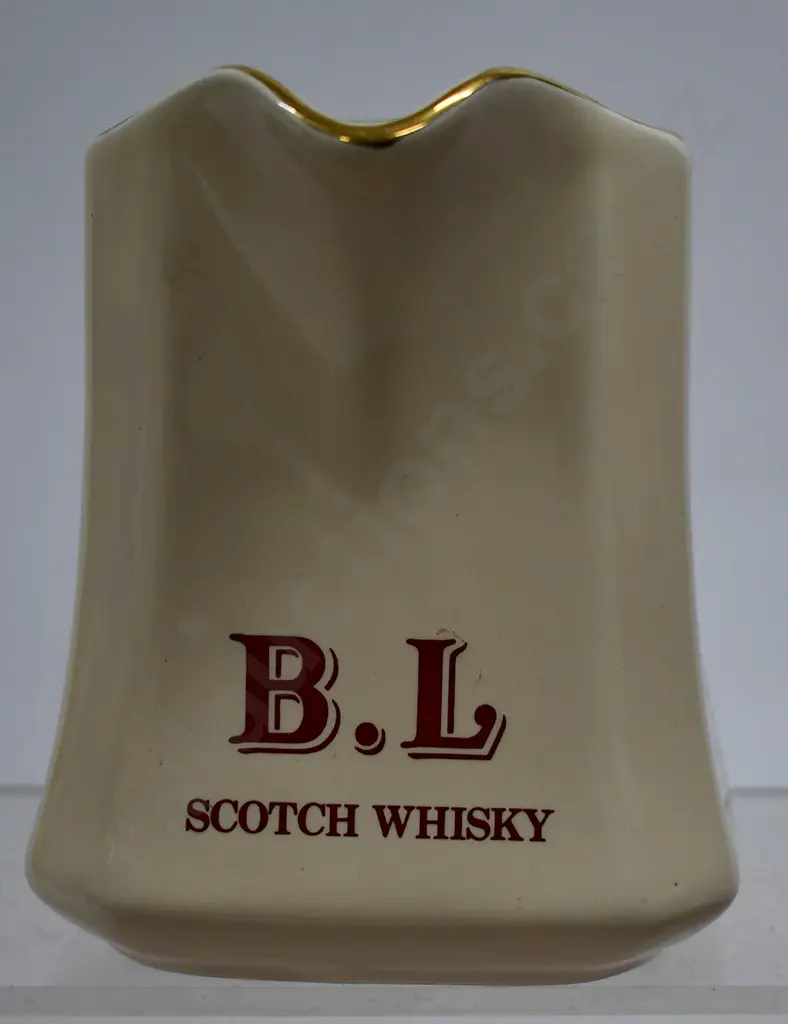 OLD RARITY DE LUXE SCOTCH WHISKY  JUG Image 1++