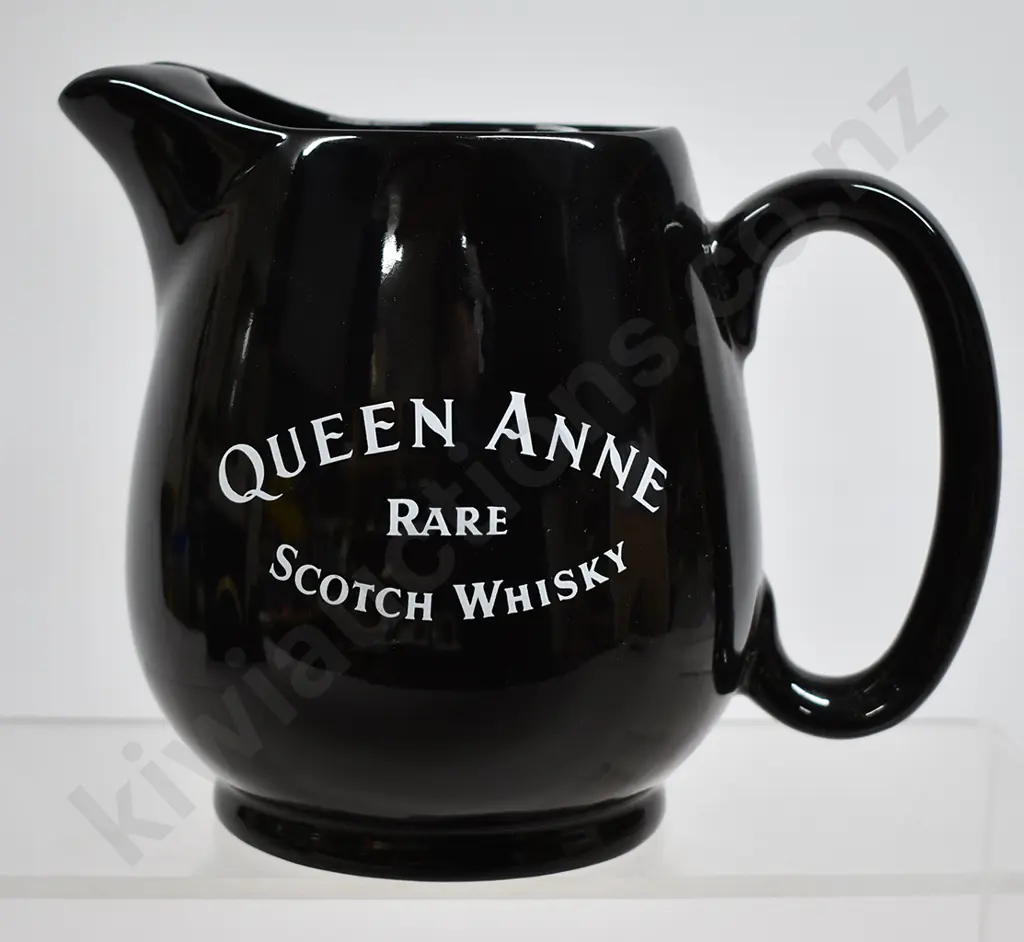 QUEEN ANNE SOMETHING SPECIAL SCOTCH WHISKY JUG Image 1++