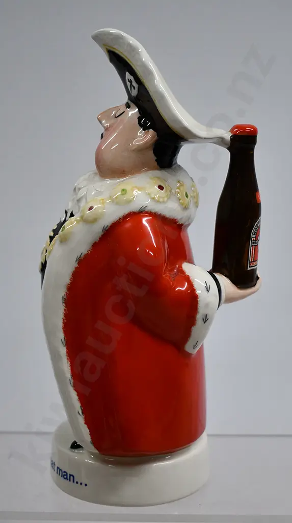 WORTHINGTON BEER JUG Image 1++