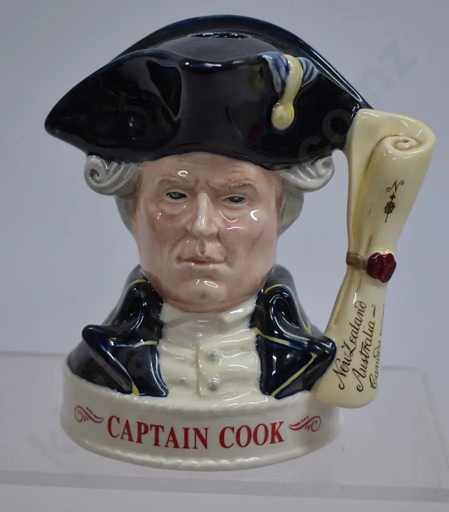 CAPTAIN COOK BOURBON CHARACTER DECANTER Image 1++