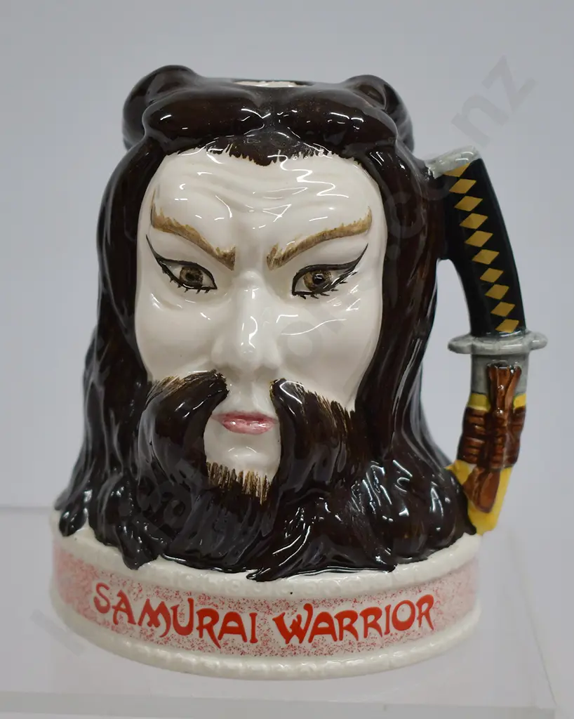 SAMURAI WARRIOR BOURBON WHISKEY CHARACTER DECANTER Image 1++