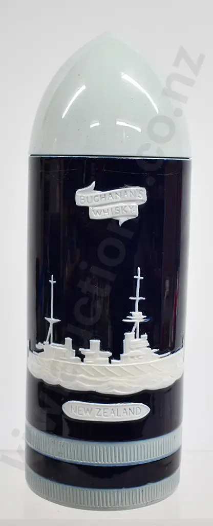BUCHANAN'S WHISKY DECANTER NEW ZEALAND Image 1++