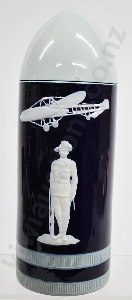 BUCHANAN'S WHISKY DECANTER NEW ZEALAND Image 1++
